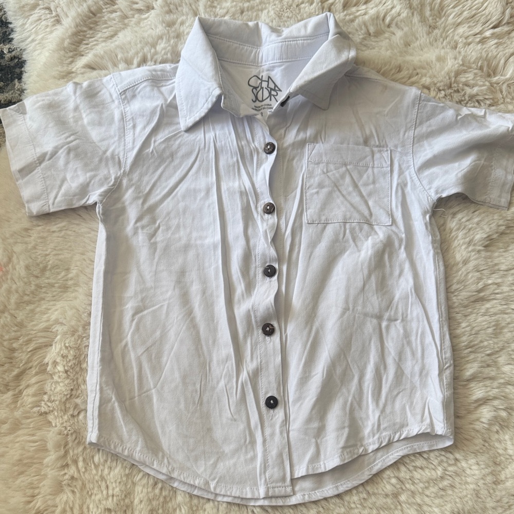 Chaser kids Size 3 Casual White Button-Down Shirt